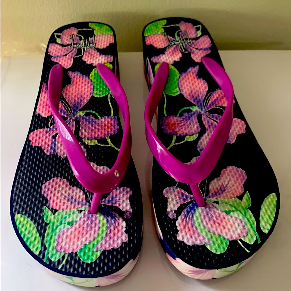 Guy Harvey SANDALS WOMEN'S size 6